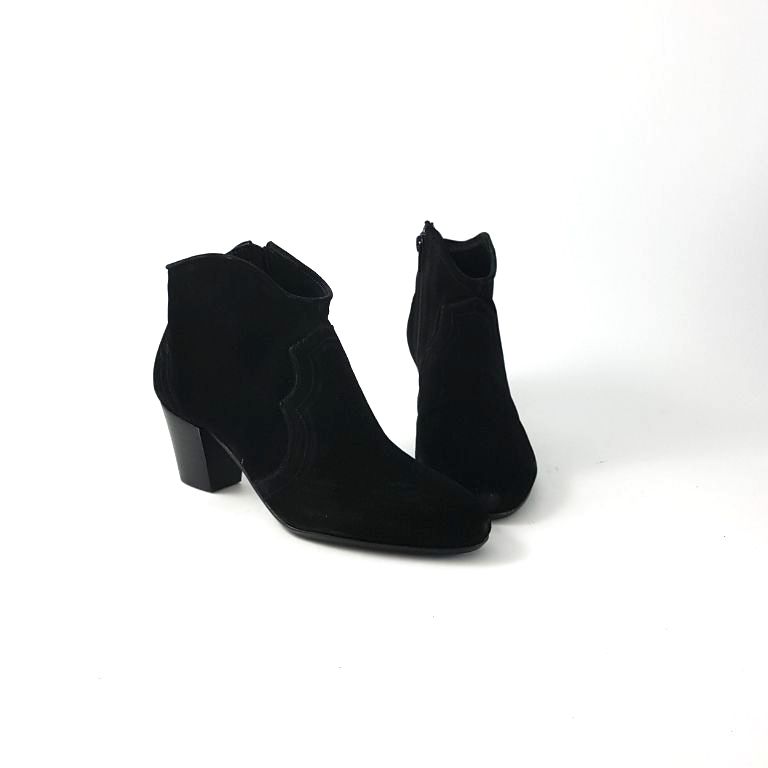 we do boots
